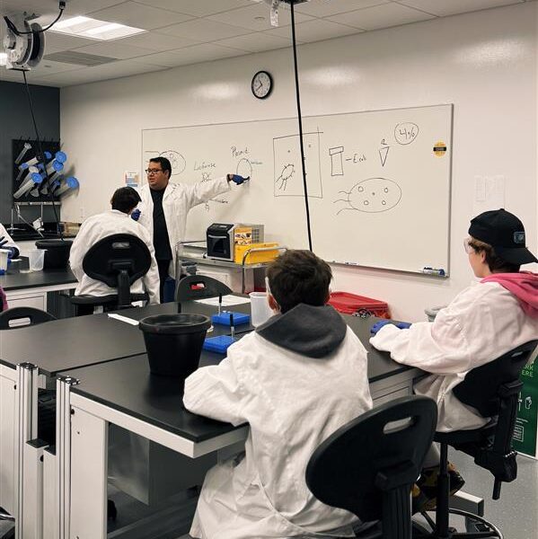 Jaime Teaching in the Lab